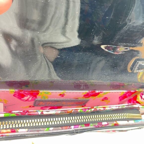 Betsey Johnson Womens Clutch Sling Bag Multicolor Gold Chain Bowknot Adjustable - Picture 7 of 15